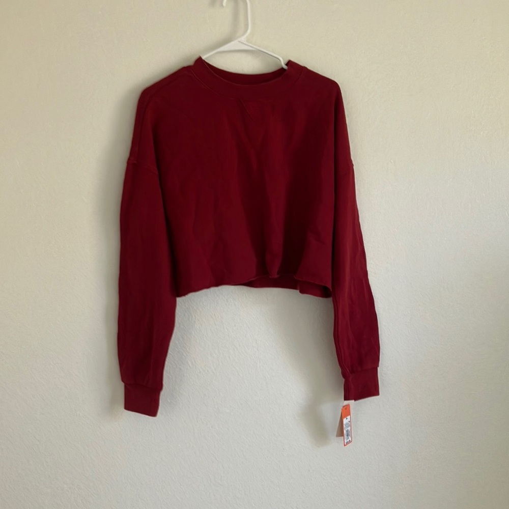 FINAL MARKDOWN Colsie cropped sweatshirt medium